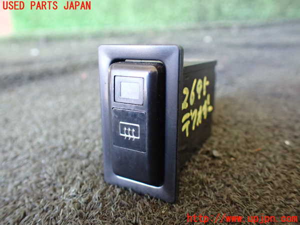 5UPJ-26956300]ハイラックスサーフ N130系 4ドア(LN130G)デフォッガースイッチ 中古_m0001.jpg