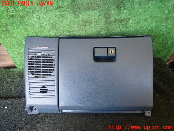 5UPJ-26957516]ハイラックスサーフ N130系 4ドア(LN130G)グローブボックス1 中古_m0001.jpg