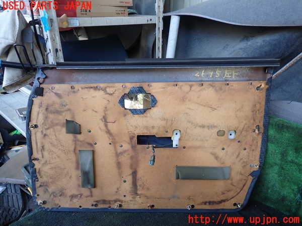 5UPJ-26951264]ハイラックスサーフ N130系 4ドア(LN130G)左前ドア内張り 中古_m0004.jpg