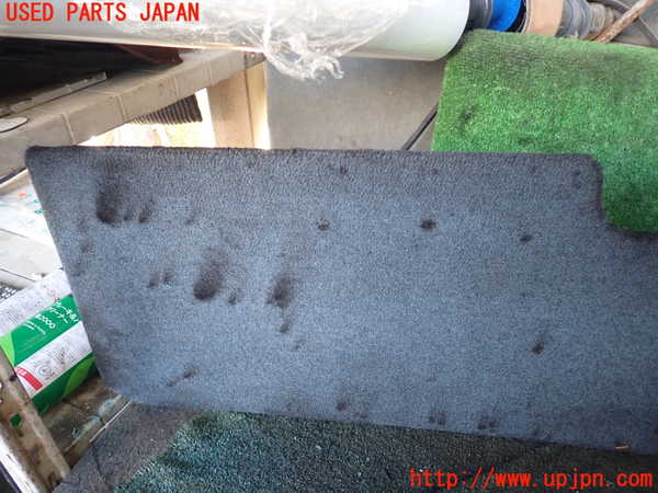 5UPJ-26951578]ハイラックスサーフ N130系 4ドア(LN130G)バックドア内張り 中古_m0002.jpg