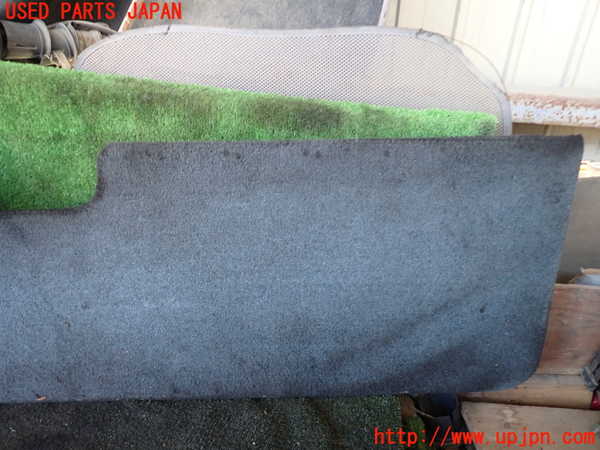 5UPJ-26951578]ハイラックスサーフ N130系 4ドア(LN130G)バックドア内張り 中古_m0003.jpg