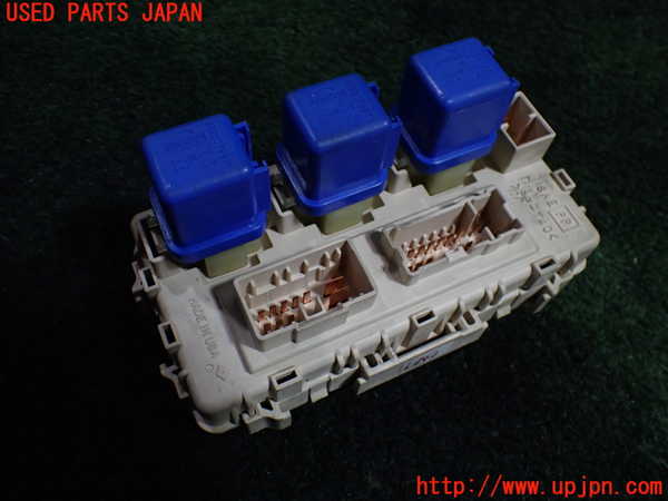 5UPJ-26976741]ステージア(WGC34)ヒューズボックス1 中古_m0002.jpg