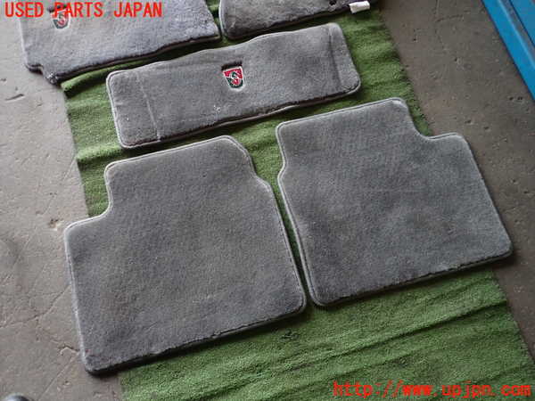 5UPJ-26977800]ステージア(WGC34)フロアマット 中古_m0004.jpg