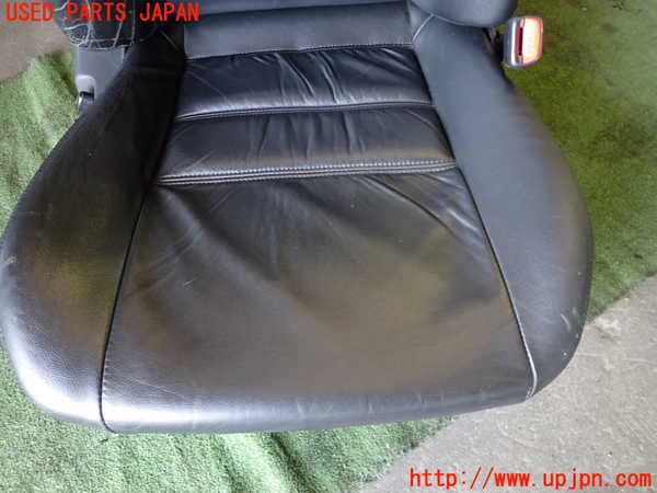 5UPJ-26977035]ステージア(WGC34)運転席シート 中古_m0003.jpg