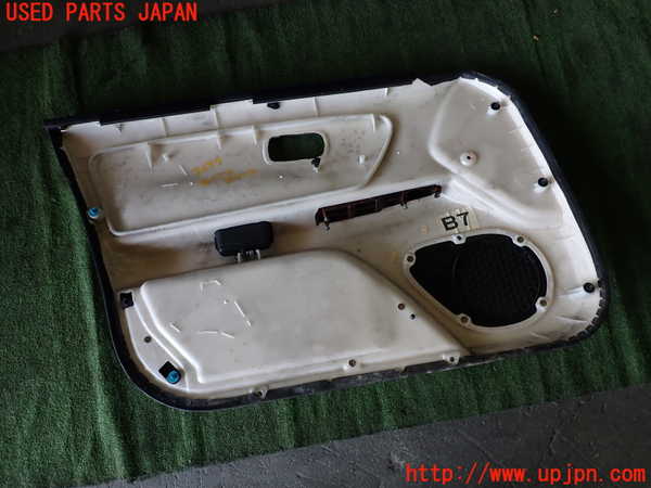 1UPJ-26971234]ステージア(WGC34)右前ドア内張り 中古_m0004.jpg