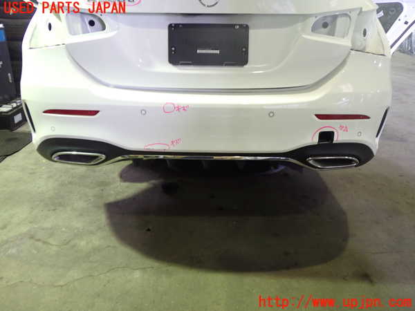 1UPJ-26981610]ベンツ A200 d セダン(177112)リアバンパー 中古_m0001.jpg