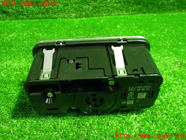 1UPJ-26986285]ベンツ A200 d セダン(177112)ライトスイッチ 中古_m0003.jpg