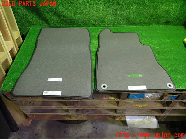 1UPJ-26987800]ベンツ A200 d セダン(177112)フロアマット 中古_m0004.jpg