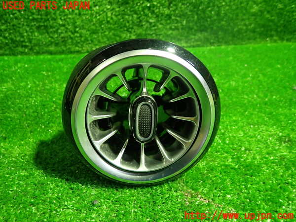 1UPJ-26987527]ベンツ A200 d セダン(177112)エアコン吹き出し口2 (左) 中古_m0001.jpg