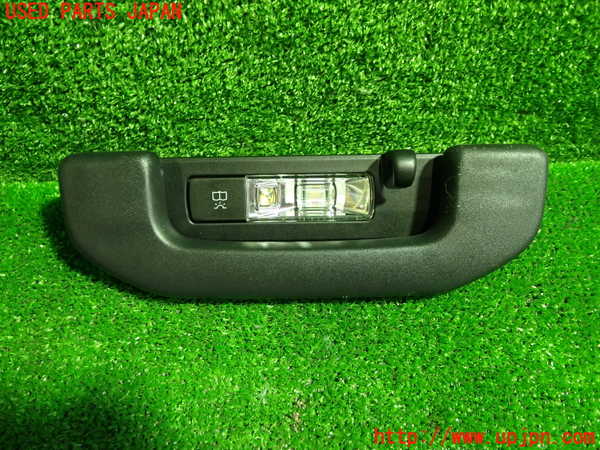 1UPJ-26986412]ベンツ A200 d セダン(177112)ルームランプ2 (２列目右) 中古_m0001.jpg