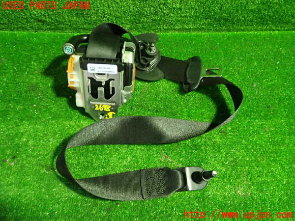 1UPJ-26987045]ベンツ A200 d セダン(177112)運転席シートベルト 中古_m0003.jpg