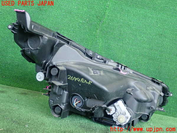 2UPJ-26991132]レクサス・NX200t(AGZ15)左ヘッドライト LED 中古_m0002.jpg