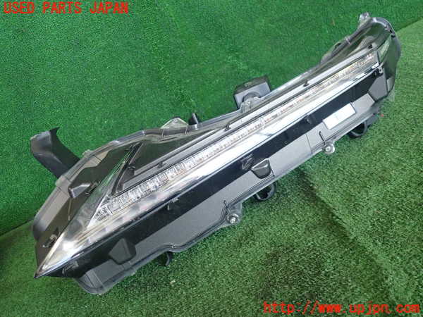 2UPJ-26991162]レクサス・NX200t(AGZ15)左ウィンカーレンズ 中古_m0001.jpg