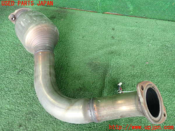 2UPJ-26992662]レクサス・NX200t(AGZ15)触媒2 中古_m0002.jpg