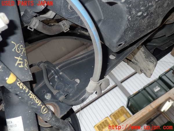 5UPJ-26995330]レクサス・NX200t(AGZ15)左リアテンションロッド 中古_m0002.jpg