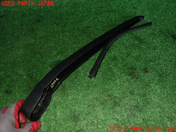 2UPJ-27001661]ボルボ・V90(PB420TMA)リアワイパーアーム1 中古_m0002.jpg