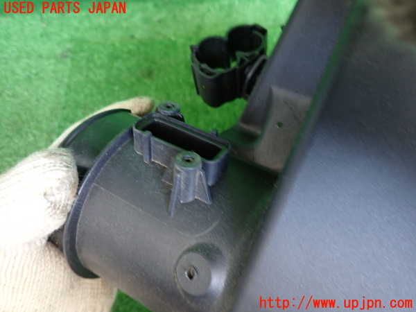 2UPJ-27002560]ボルボ・V90(PB420TMA)エアクリーナーボックス 中古_m0002.jpg