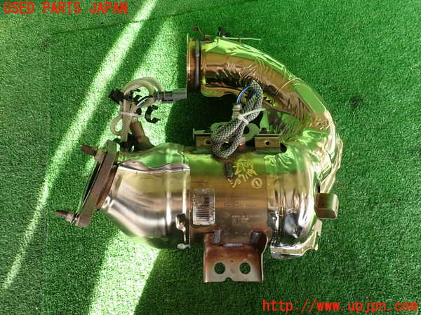 2UPJ-27002661]ボルボ・V90(PB420TMA)触媒1 中古_m0001.jpg