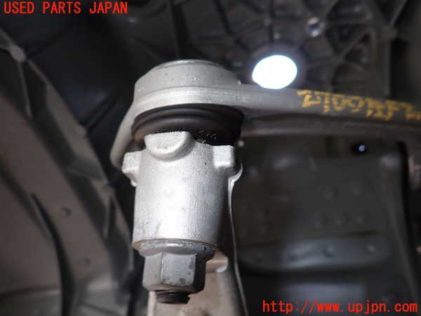 2UPJ-27005136]ボルボ・V90(PB420TMA)左フロントアッパーアーム1 中古_m0002.jpg