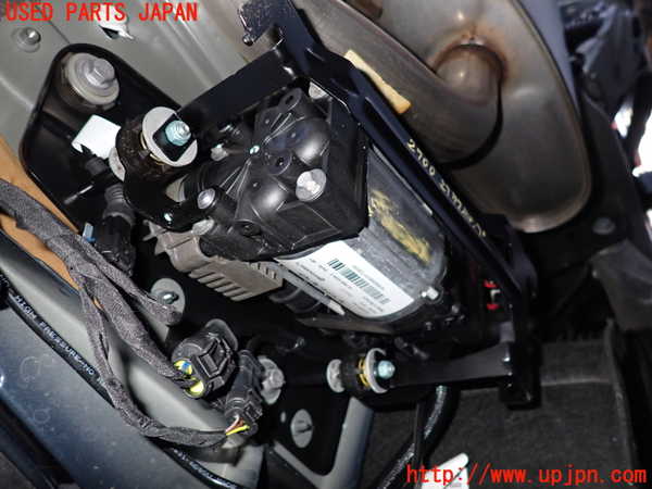 2UPJ-27005535]ボルボ・V90(PB420TMA)エアサスポンプ 中古_m0001.jpg