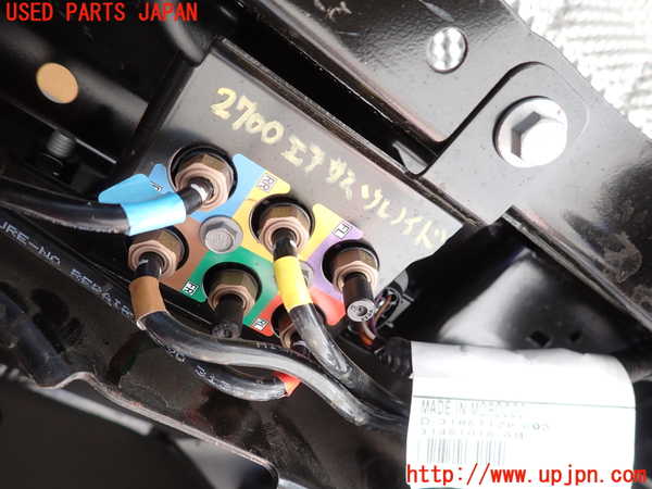 2UPJ-27005540]ボルボ・V90(PB420TMA)エアサスソレノイドバルブ 中古_m0001.jpg