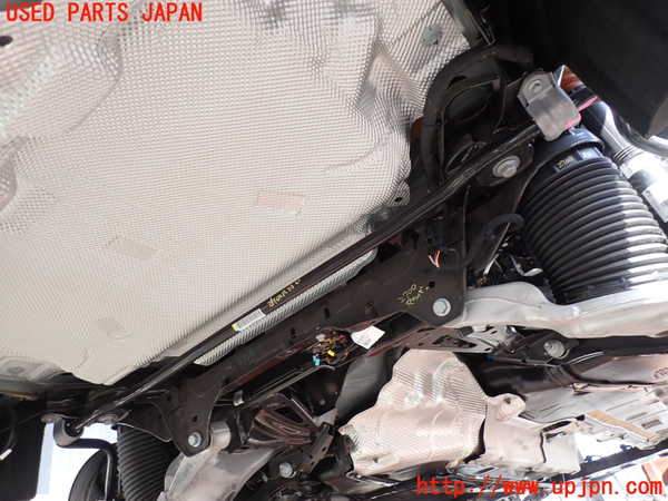 2UPJ-27005445]ボルボ・V90(PB420TMA)リアスタビライザー 中古_m0001.jpg