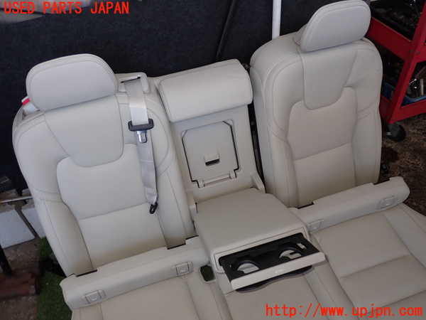 2UPJ-27007385]ボルボ・V90(PB420TMA)リアシート 中古_m0002.jpg