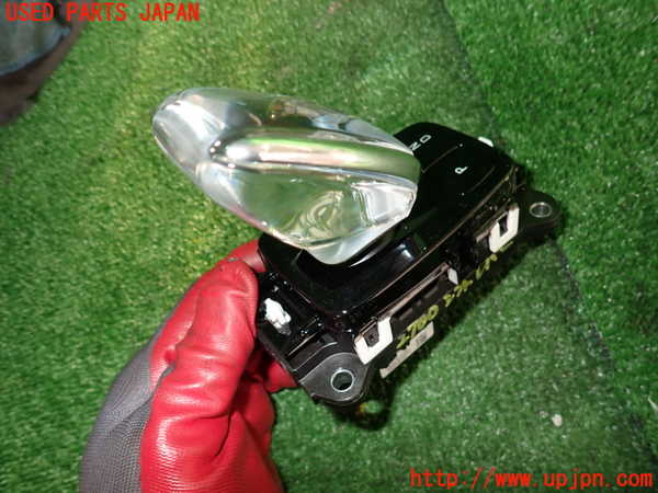 2UPJ-27007555]ボルボ・V90(PB420TMA)ATシフトレバー 中古_m0003.jpg