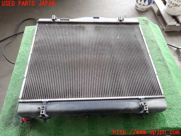 2UPJ-27012321]ハイエースバン200系(KDH206V)ラジエーター1 中古_m0001.jpg