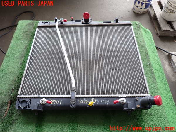 2UPJ-27012321]ハイエースバン200系(KDH206V)ラジエーター1 中古_m0003.jpg
