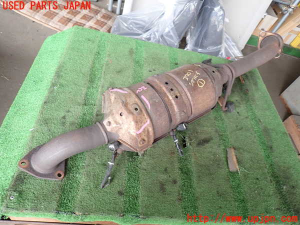2UPJ-27012661]ハイエースバン200系(KDH206V)触媒1 中古_m0001.jpg