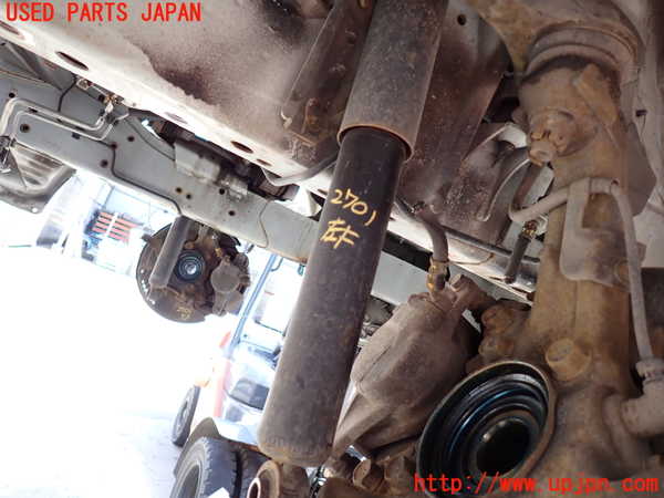 2UPJ-27015065]ハイエースバン200系(KDH206V)左フロントショックアブソーバー 中古_m0001.jpg