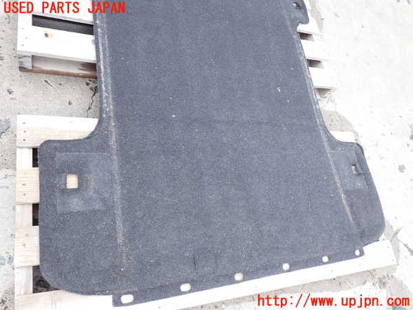 2UPJ-27017795]ハイエースバン200系(KDH206V)フロアーカーペット 中古_m0002.jpg