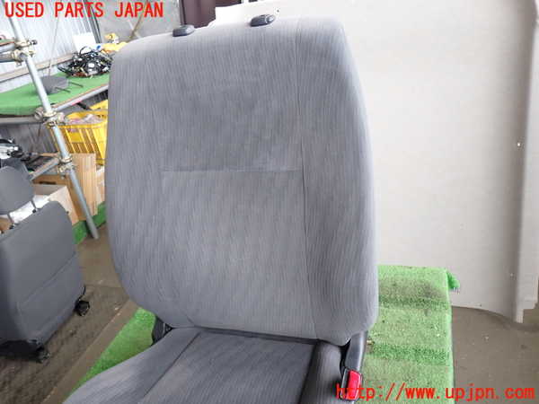 2UPJ-27017035]ハイエースバン200系(KDH206V)運転席シート 中古_m0003.jpg
