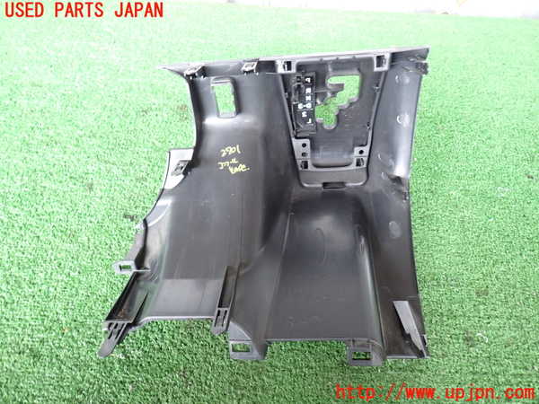 2UPJ-27017549]ハイエースバン200系(KDH206V)コンソール 中古_m0003.jpg