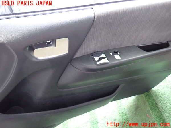 2UPJ-27011234]ハイエースバン200系(KDH206V)右前ドア内張り 中古_m0003.jpg