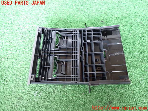 2UPJ-27017810]ハイエースバン200系(KDH206V)ドリンクホルダー 中古_m0004.jpg