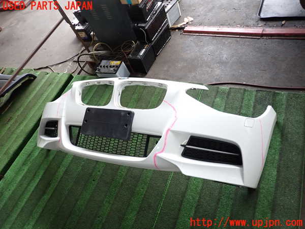 2UPJ-27021010]BMW M135i(1B30)(F20)フロントバンパー 中古_m0001.jpg
