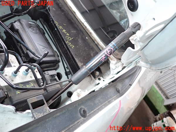 2UPJ-27021068]BMW M135i(1B30)(F20)ボンネットダンパー 中古_m0002.jpg