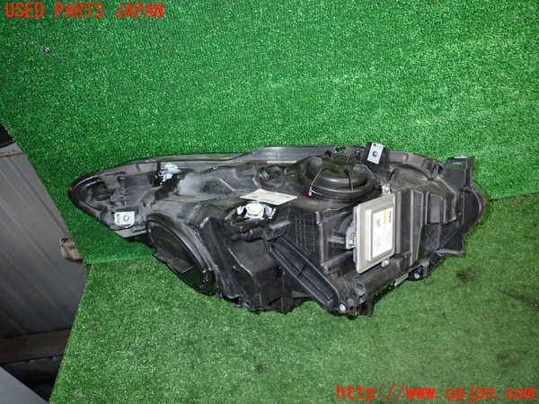 2UPJ-27021132]BMW M135i(1B30)(F20)左ヘッドライト HID 中古_m0003.jpg