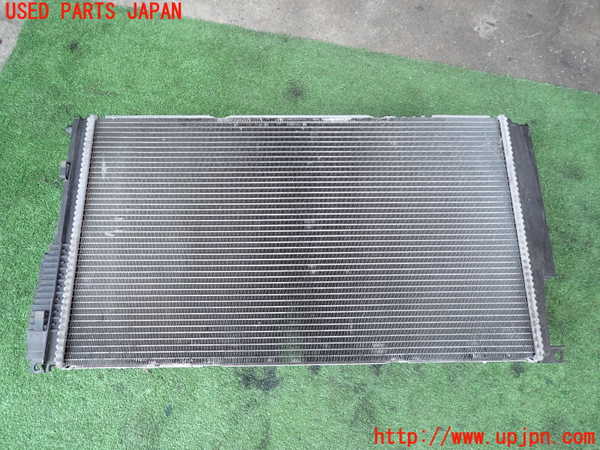 2UPJ-27022321]BMW M135i(1B30)(F20)ラジエーター1 中古_m0004.jpg