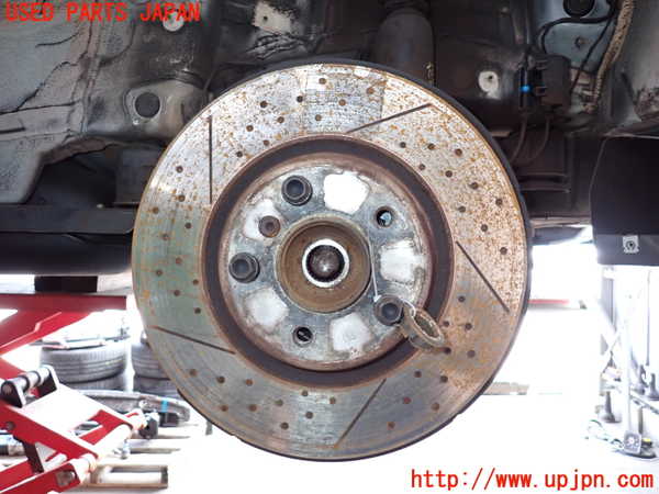 2UPJ-27024305]BMW M135i(1B30)(F20)左リアナックルハブ 中古_m0001.jpg