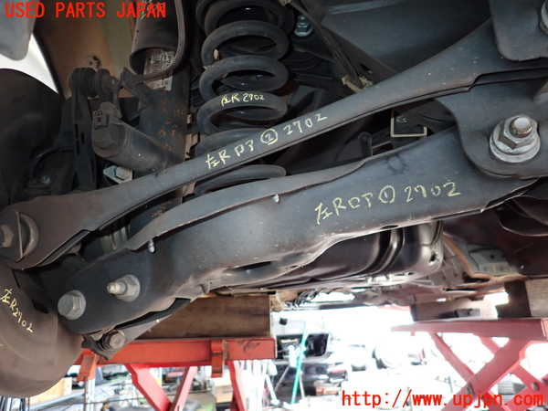 2UPJ-27025226]BMW M135i(1B30)(F20)左リアロアアーム1 中古_m0001.jpg