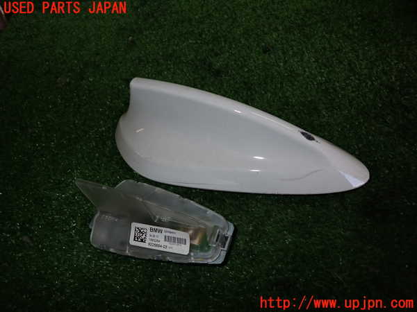 5UPJ-27026550]BMW M135i(1B30)(F20)アンテナ 中古_m0001.jpg