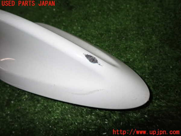 5UPJ-27026550]BMW M135i(1B30)(F20)アンテナ 中古_m0003.jpg