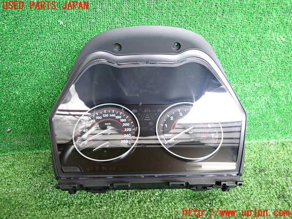 2UPJ-27026170]BMW M135i(1B30)(F20)スピードメーター 中古_m0001.jpg