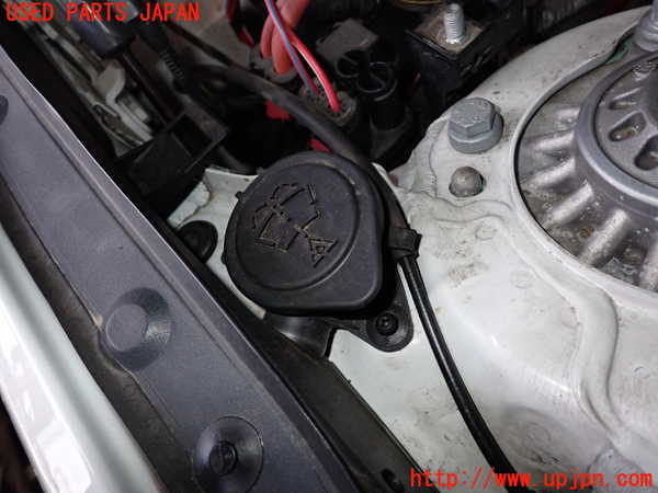 2UPJ-27026791]BMW M135i(1B30)(F20)ウォッシャータンク1 中古_m0001.jpg