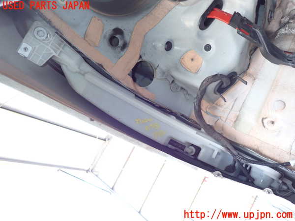 2UPJ-27026791]BMW M135i(1B30)(F20)ウォッシャータンク1 中古_m0002.jpg