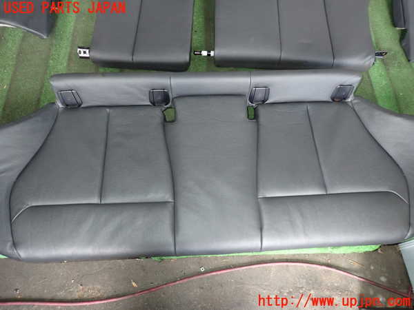 2UPJ-27027385]BMW M135i(1B30)(F20)リアシート 中古_m0002.jpg