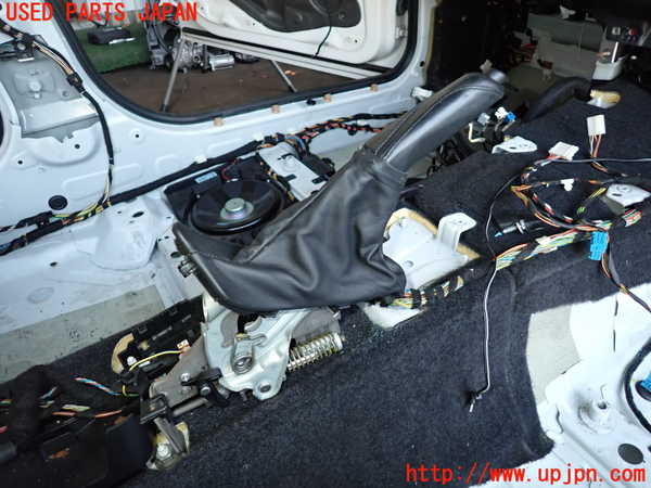 2UPJ-27027550]BMW M135i(1B30)(F20)サイドブレーキレバー 中古_m0003.jpg